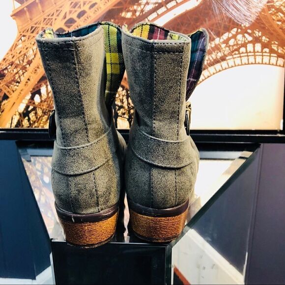 Dirty Laundry Gray Women Ankle Boots - Picture 3 of 7